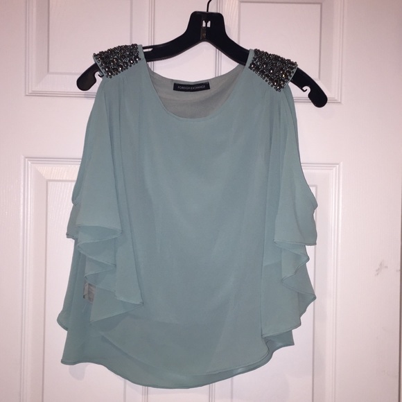 ✨Foreign exchange ✨Caplet top✨ - Picture 1 of 6